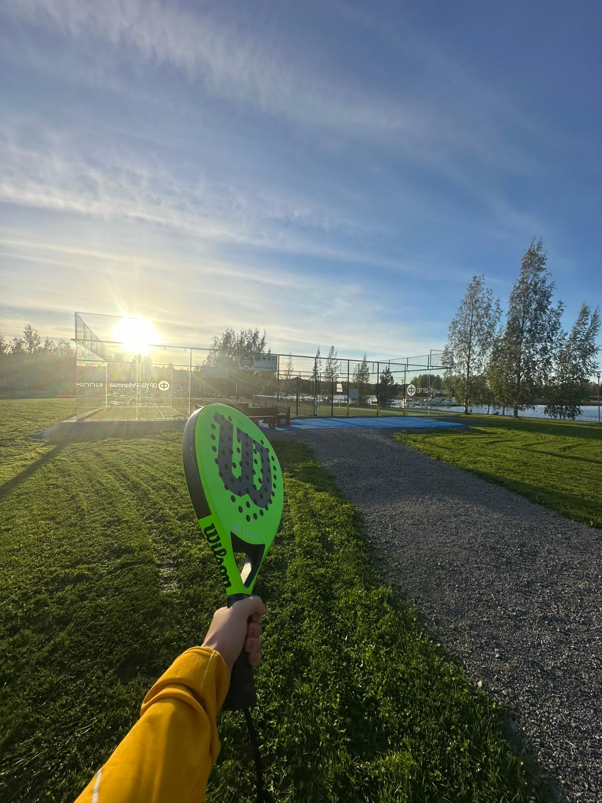 Padelkurssi 4.6.2026 klo 17-18.30